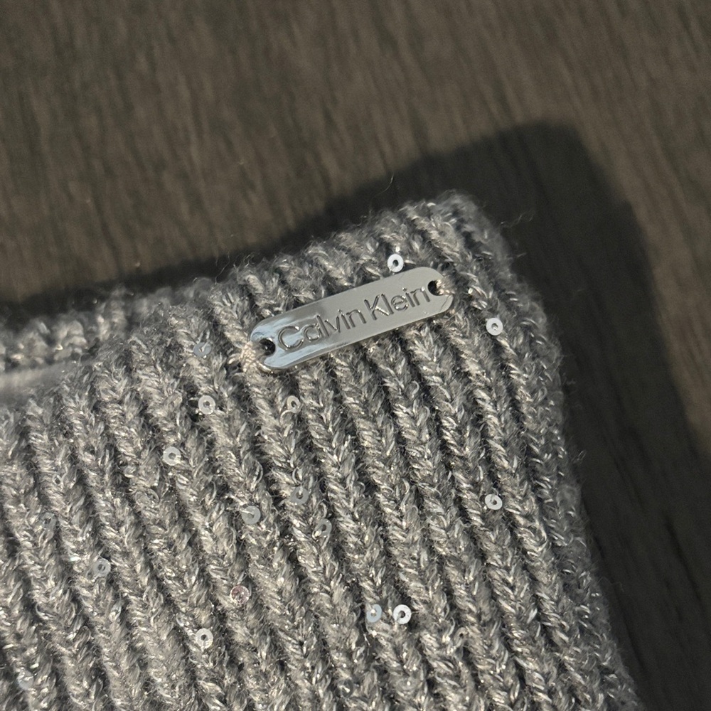 Calvin Klein Silver Ribbed Headband - Picture 2 of 4